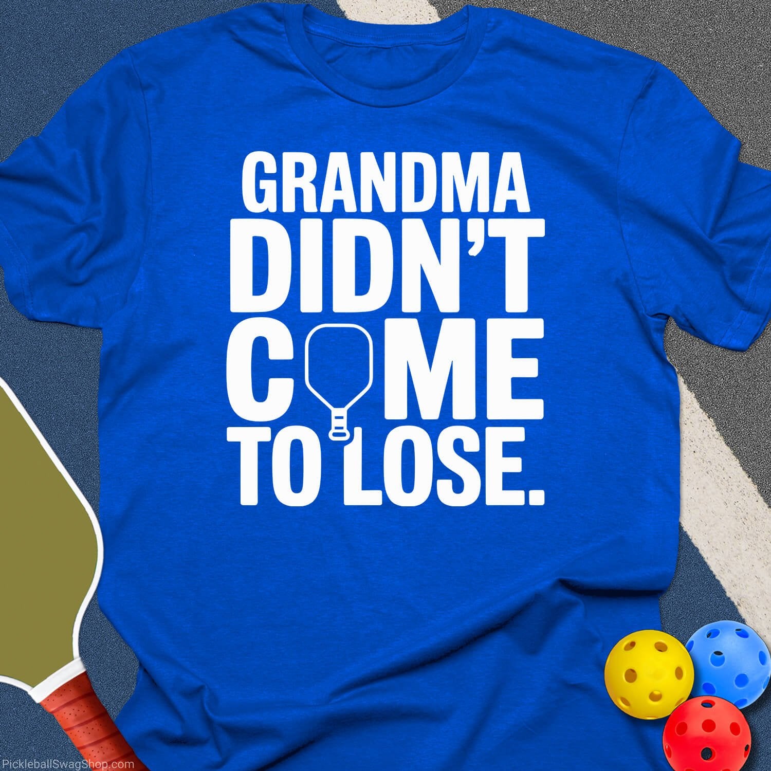 Grandma Plays to Win T-Shirt